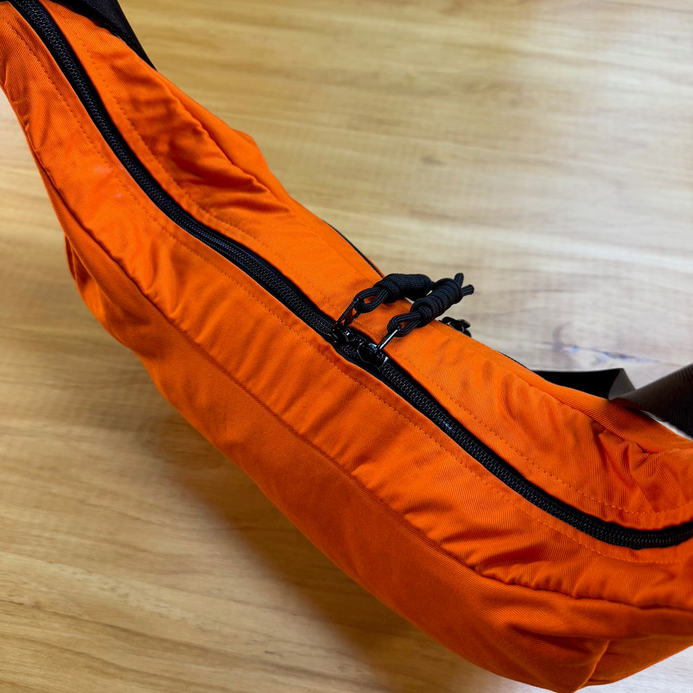 BULL HORN SHOULDER BAG - 6 LITERS (TIGER ORANGE)