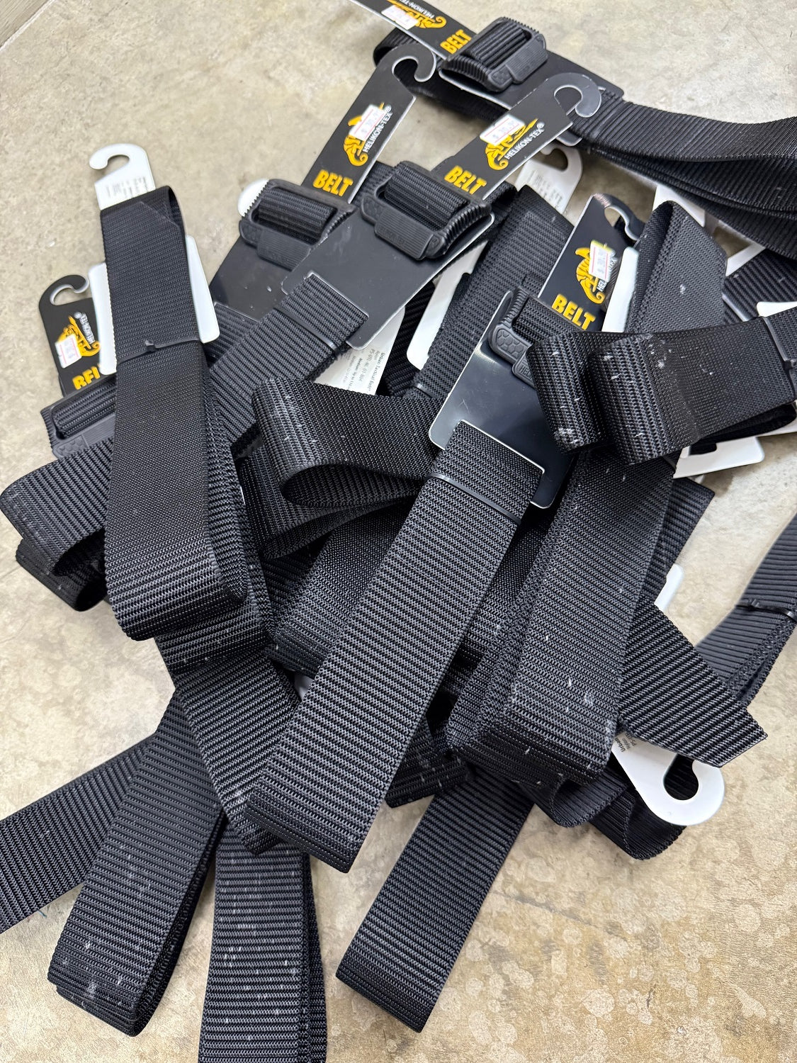 HELIKON-TEX UTL TACTICAL BELT - BLACK (SIZE M, STAINED WITH RANDOM WAX SPOTS)