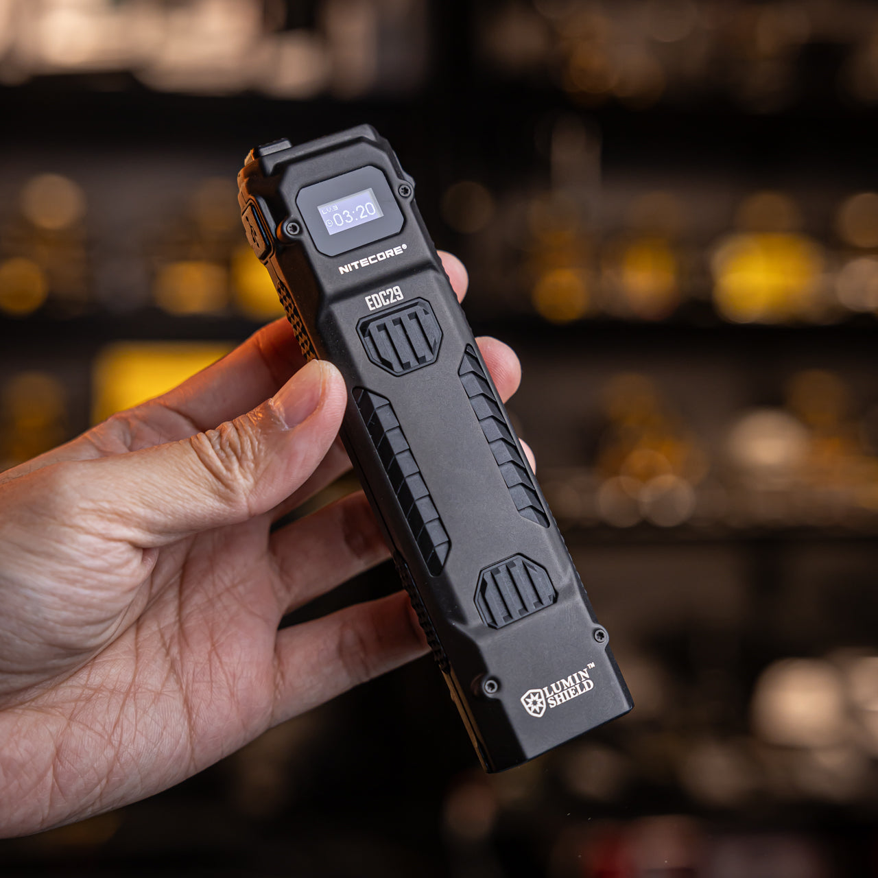 NITECORE EDC29 - 6500 LUMENS FLASHLIGHT (BUILT-IN 2,500mAH RECHARGEABLE BATTERY)