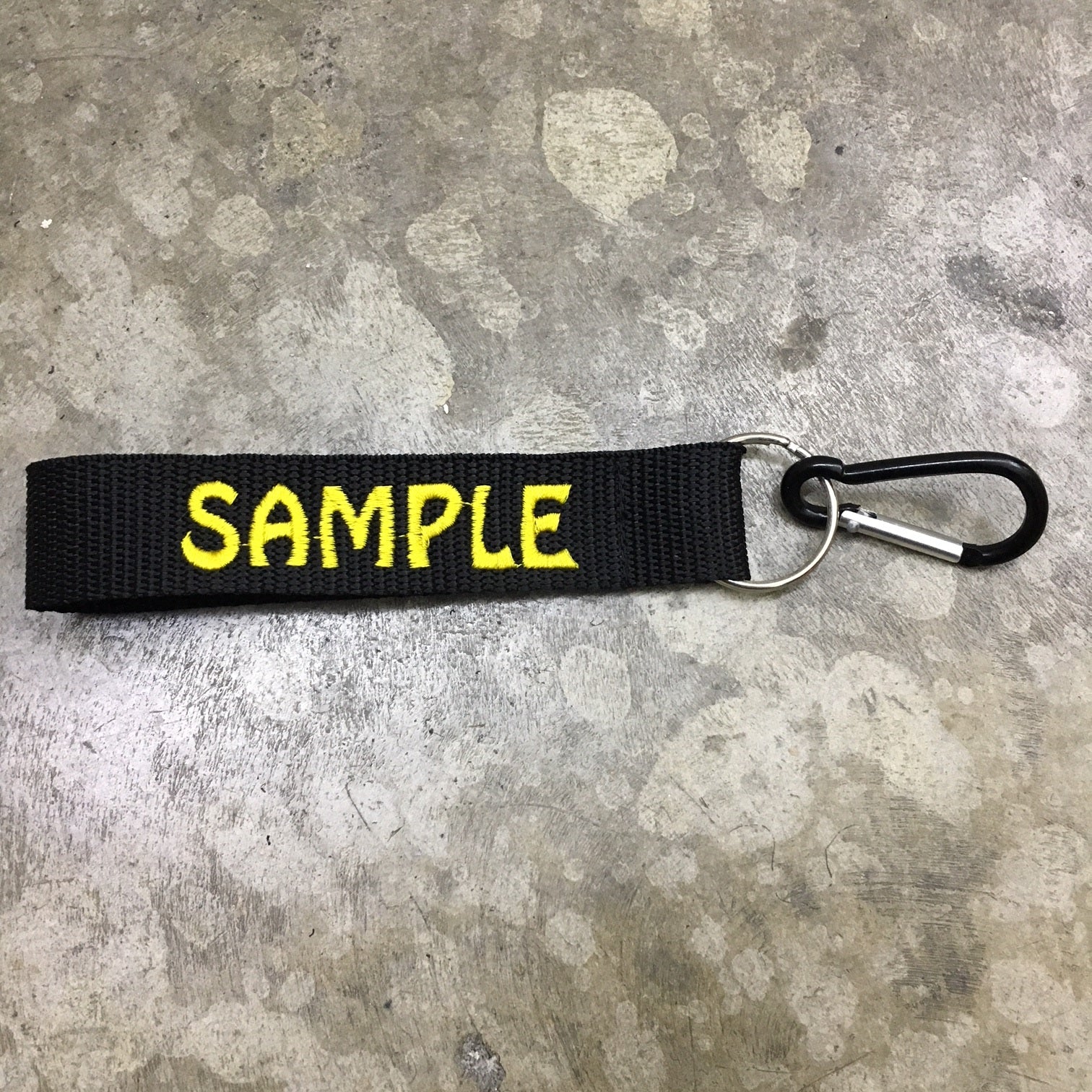 CARABINER KEYCHAIN CUSTOMIZATION