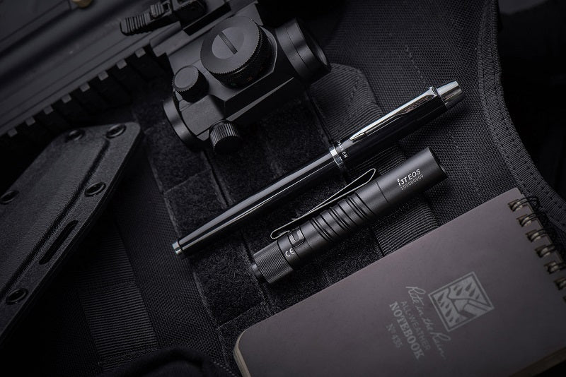 OLIGHT I3T 2 EOS DUAL OUTPUT SLIM EDC FLASHLIGHT (BATTERY INCLUDED) - 200 LUMENS - BLACK