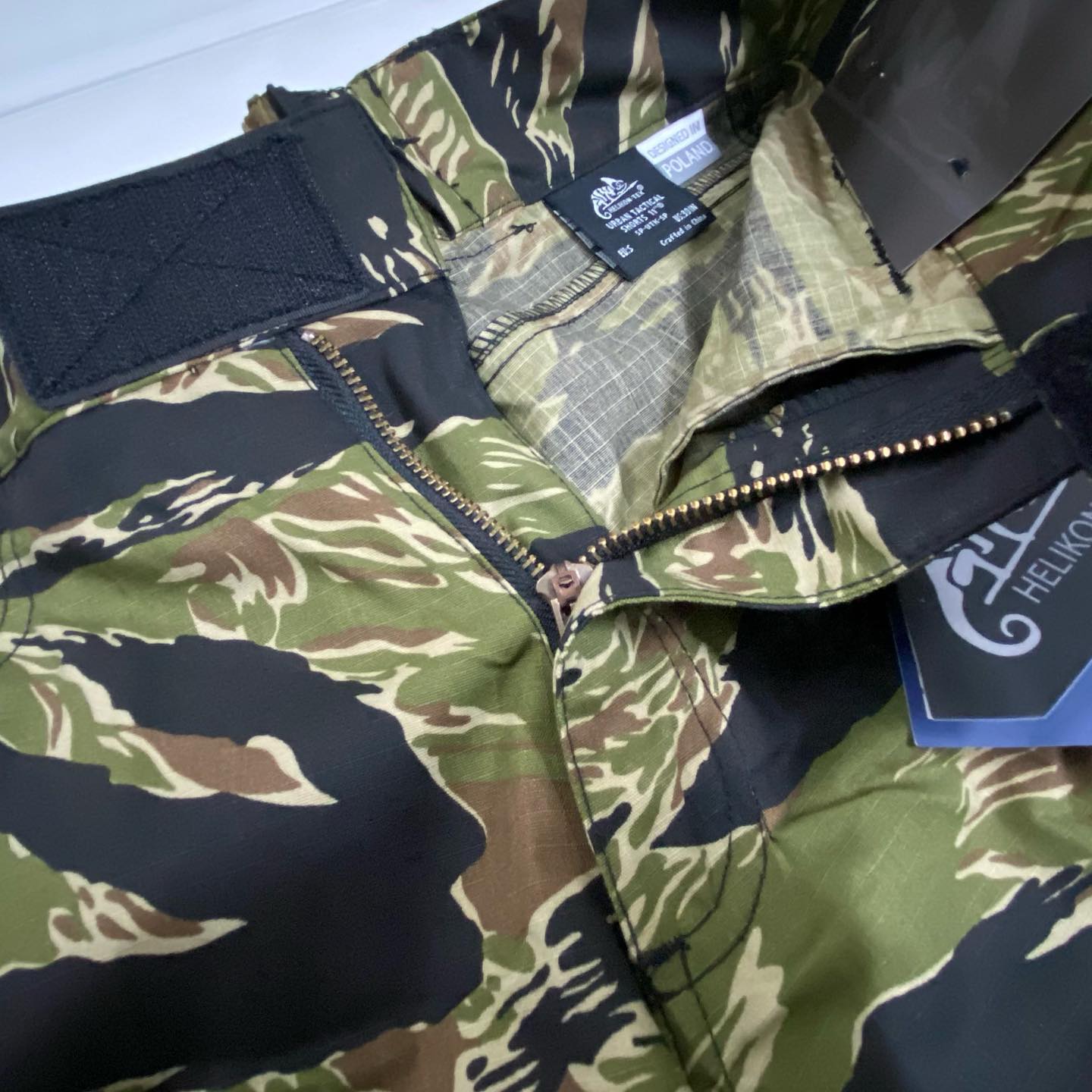 HELIKON-TEX URBAN TACTICAL SHORTS 11" - POLYCOTTON RIPSTOP (TIGER STRIPE)