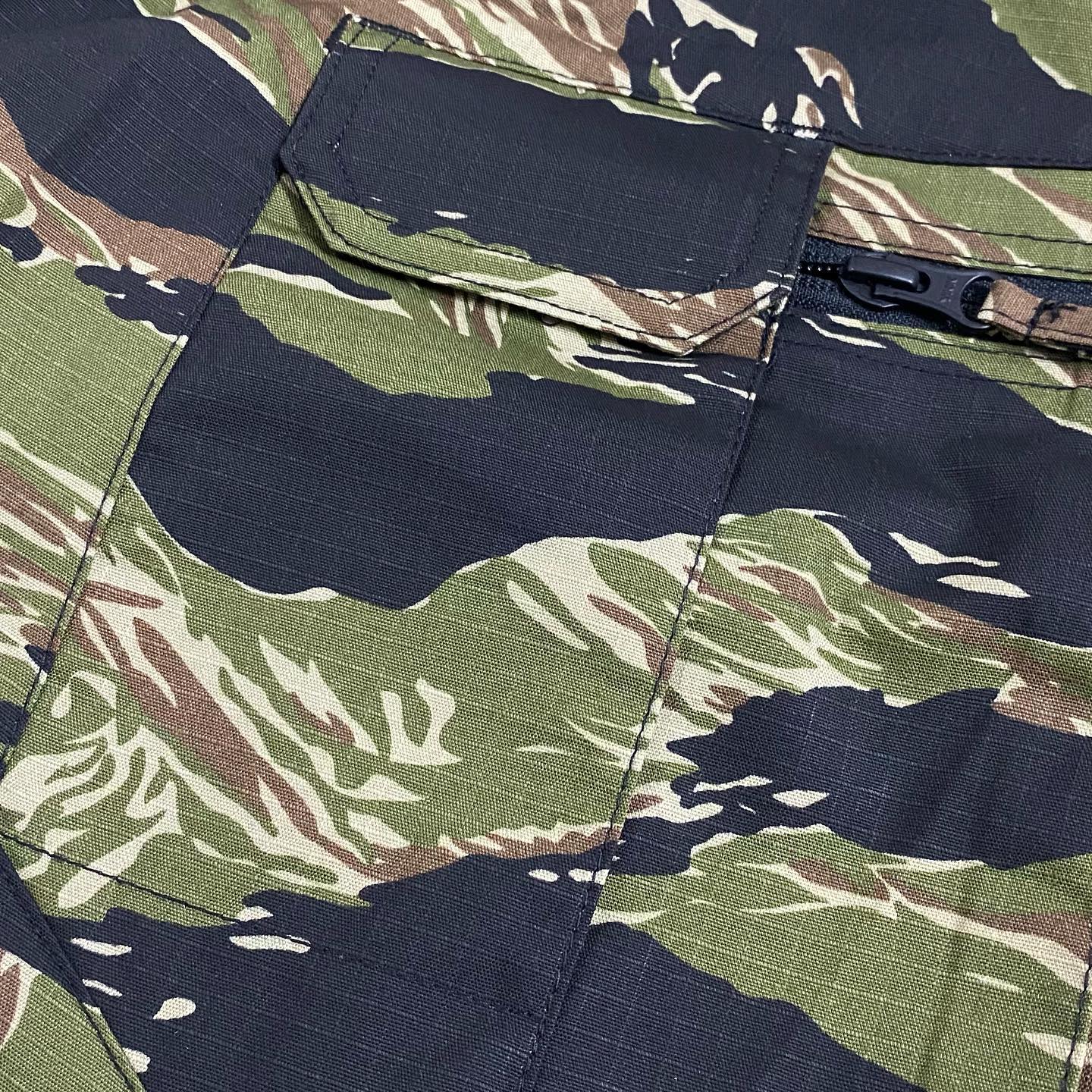 HELIKON-TEX URBAN TACTICAL SHORTS 11" - POLYCOTTON RIPSTOP (TIGER STRIPE)