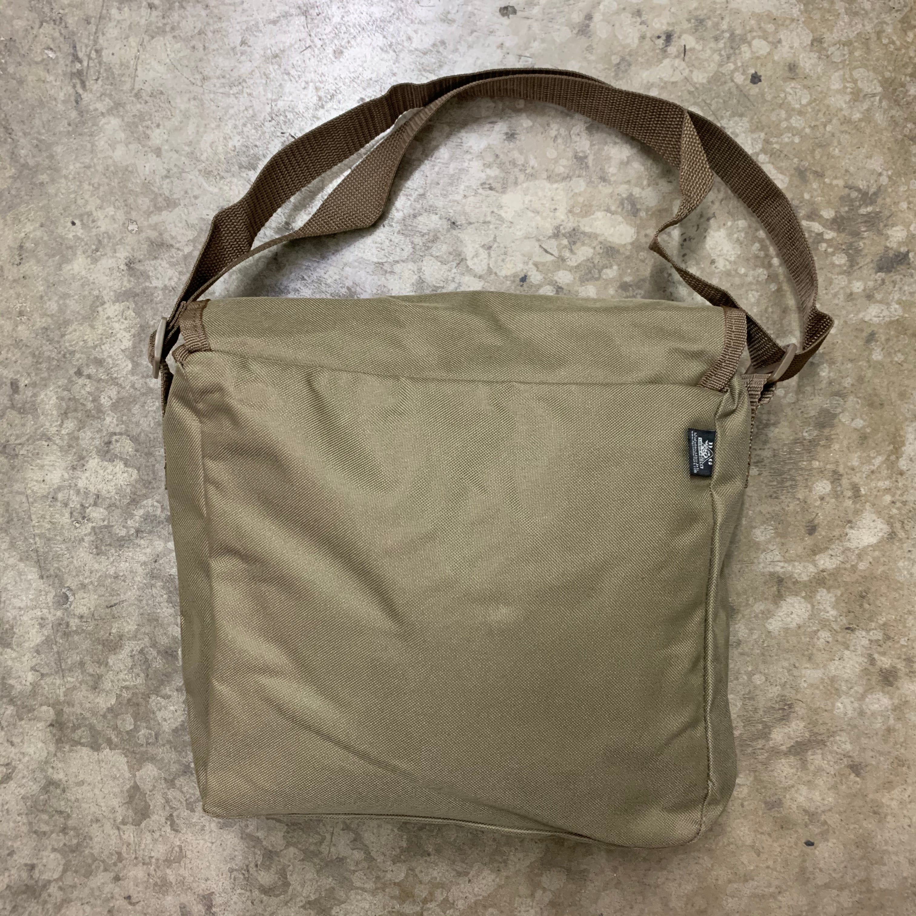 D&G SOLDIERTALK EXPLORER SLING BAG - KHAKI