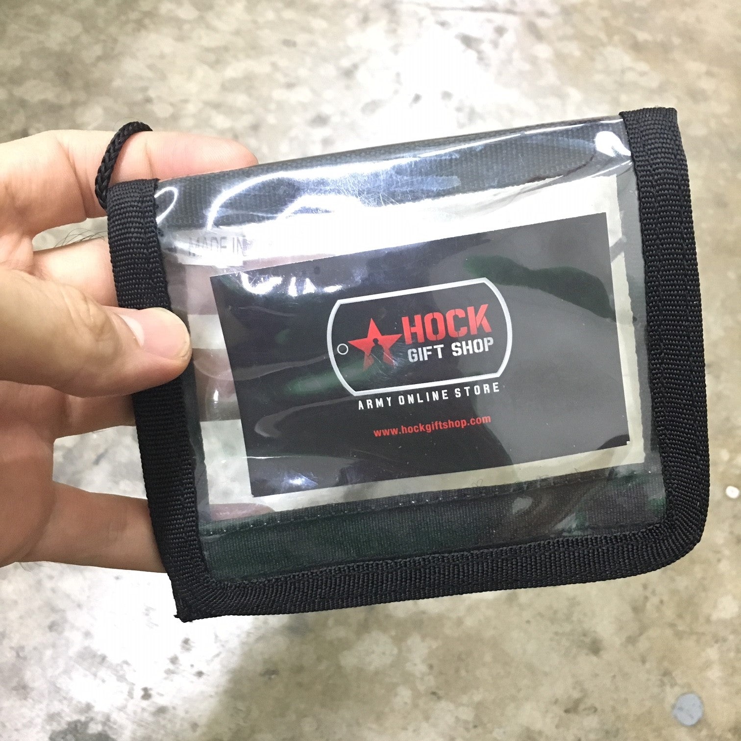 HGS CLEAR LARGE PASS HOLDER