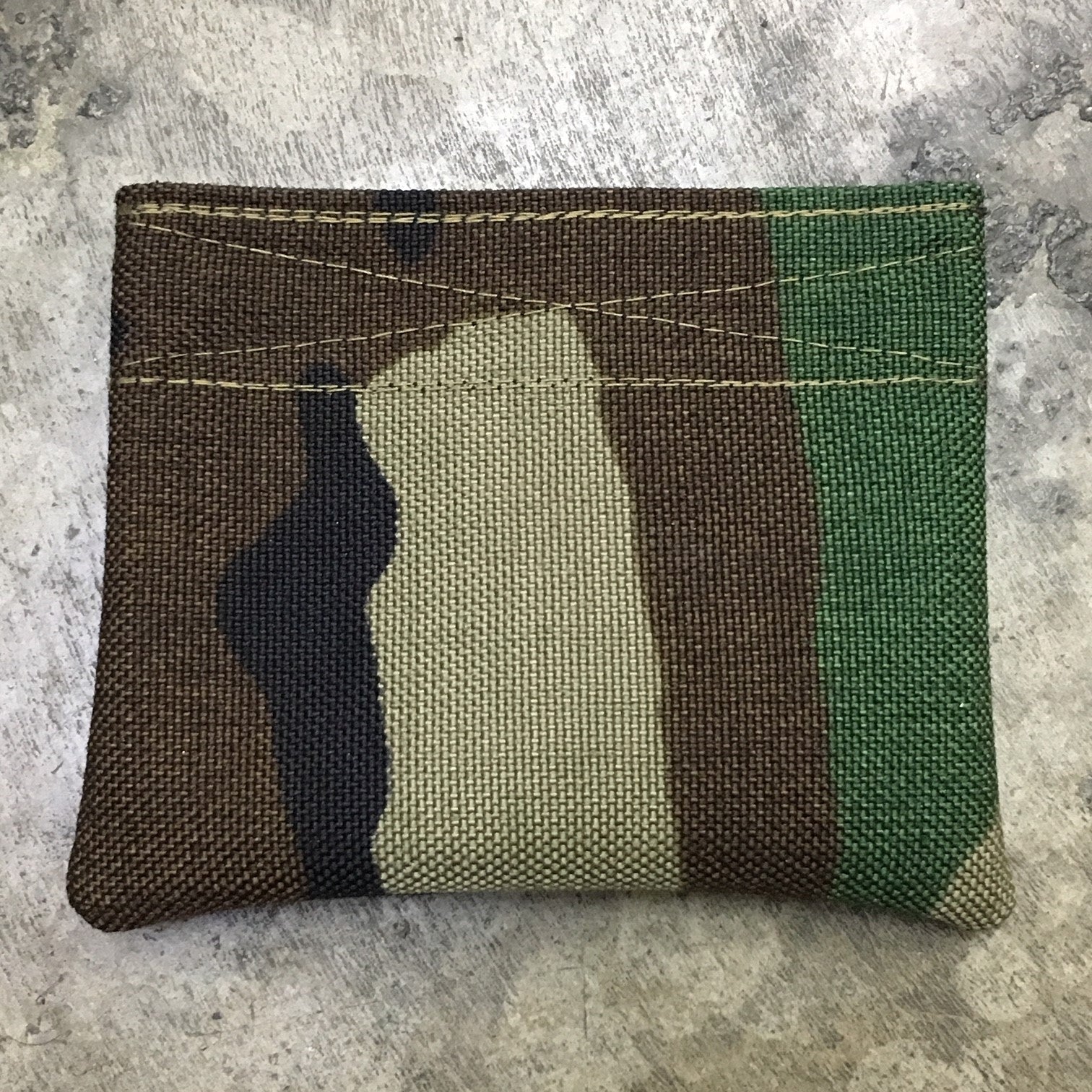 MIL-SPEC LARGE COIN PURSE - 1000 DENIER CORDURA (US WOODLAND CAMO)