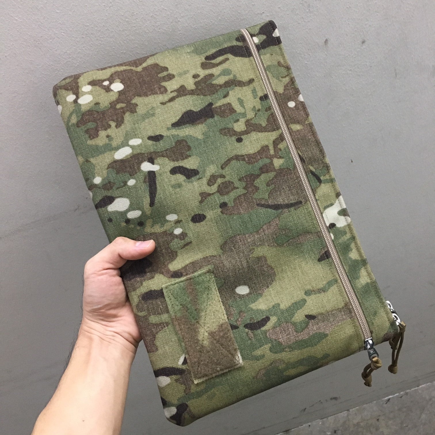 TACTICAL LAPTOP SLEEVE 15.6" - 1000D CORDURA (MULTICAM)