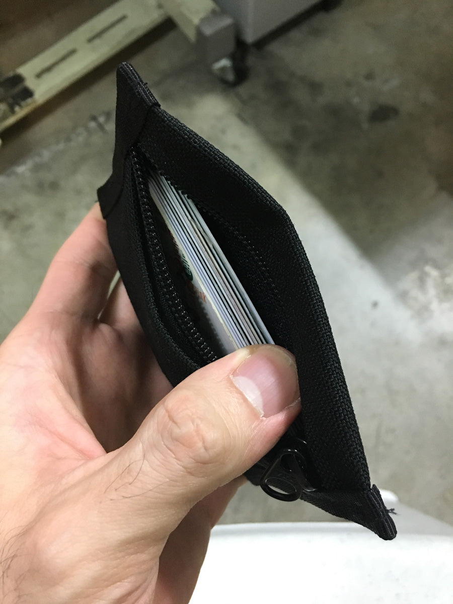 MIL SPEC CARD CASE WITH LOOP SIDE VELCRO - (MULTICAM BLACK)