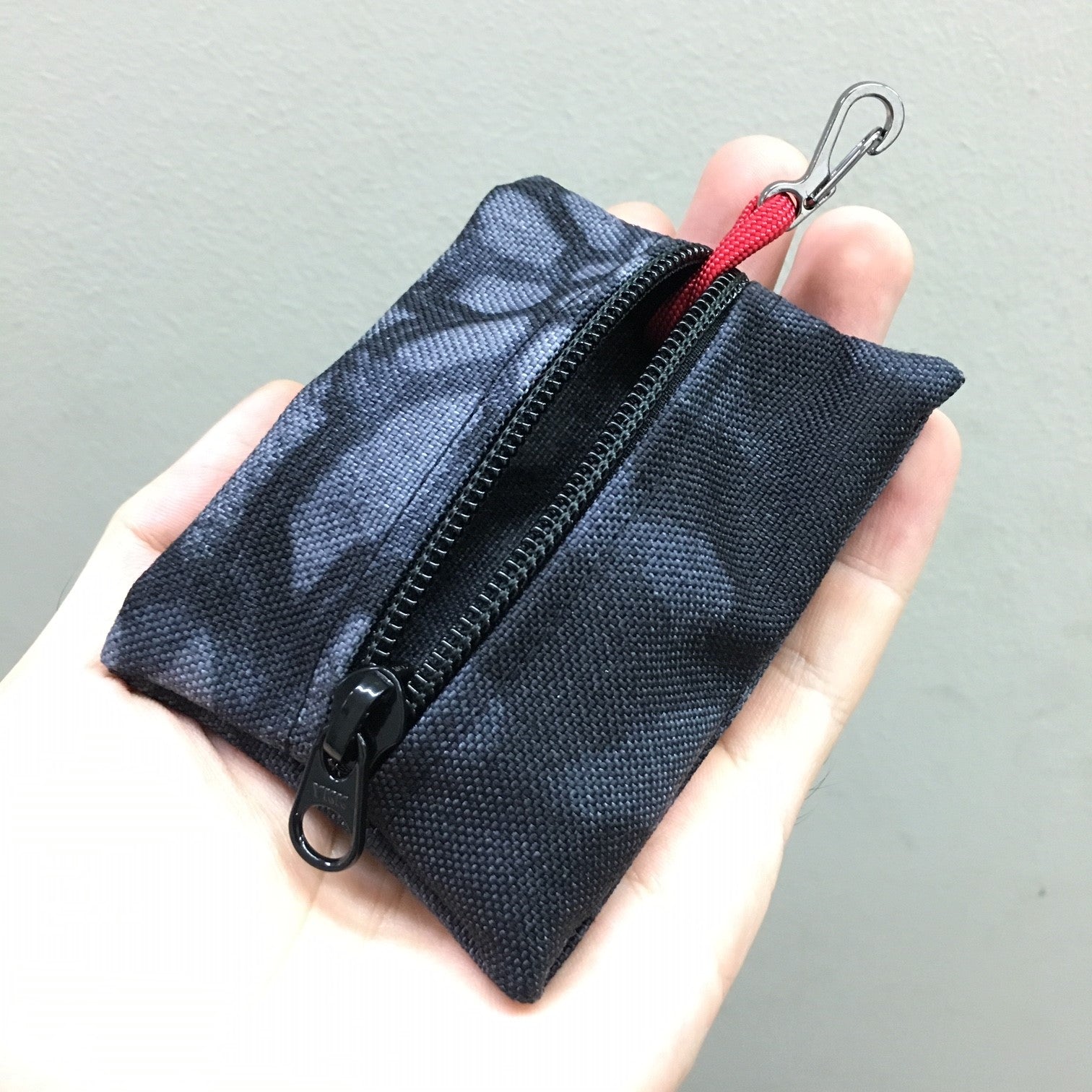 MIL-SPEC KEY WALLET WITH CARD POCKET - 1000 DENIER CORDURA (KRYPTEK TYPHON)