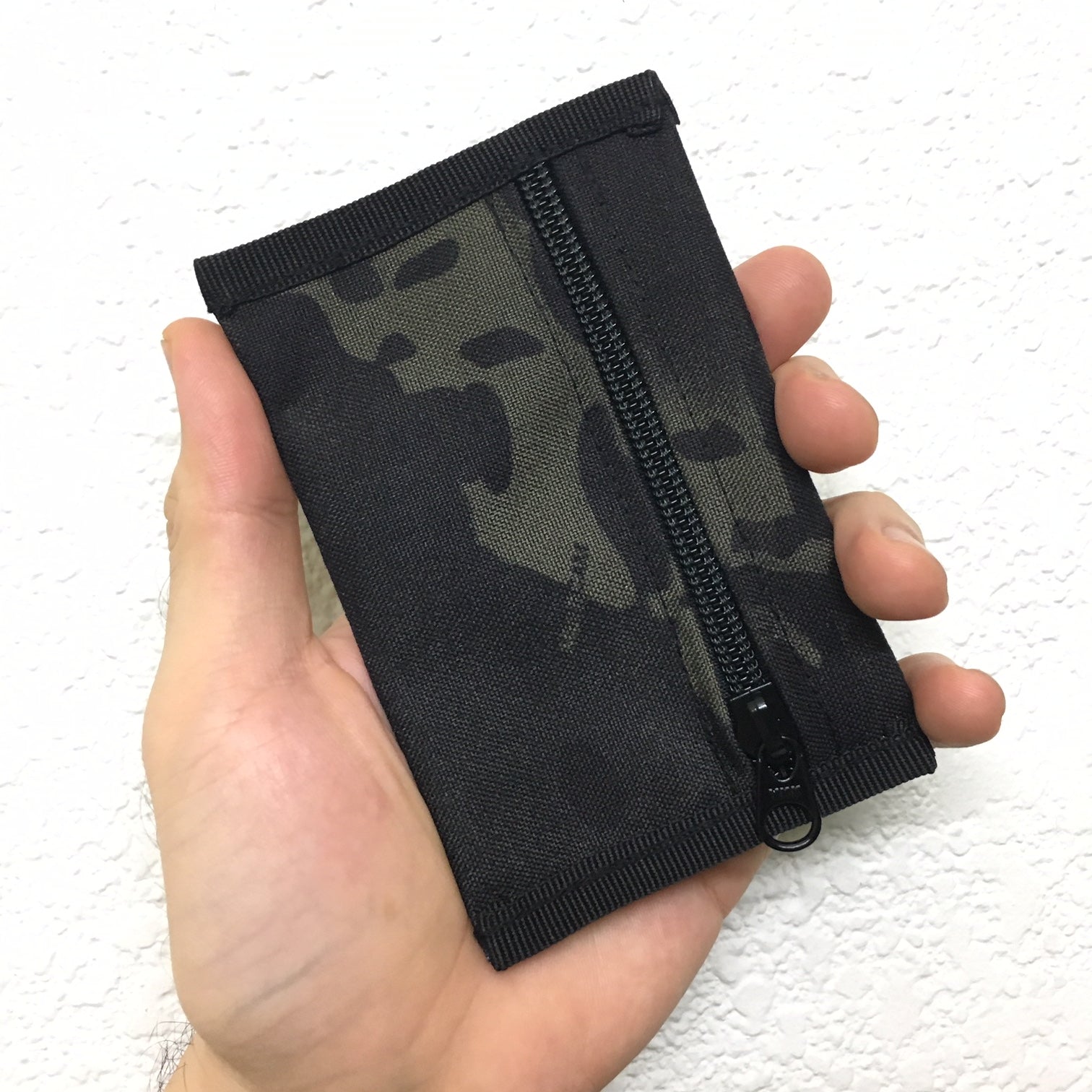 MIL SPEC CARD CASE WITH LOOP SIDE VELCRO - (MULTICAM BLACK)