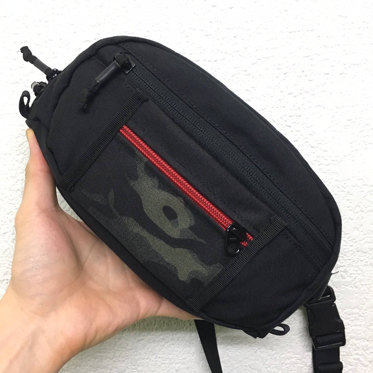 MIL SPEC CARD CASE WITH HOOK SIDE VELCRO - (MULTICAM BLACK)