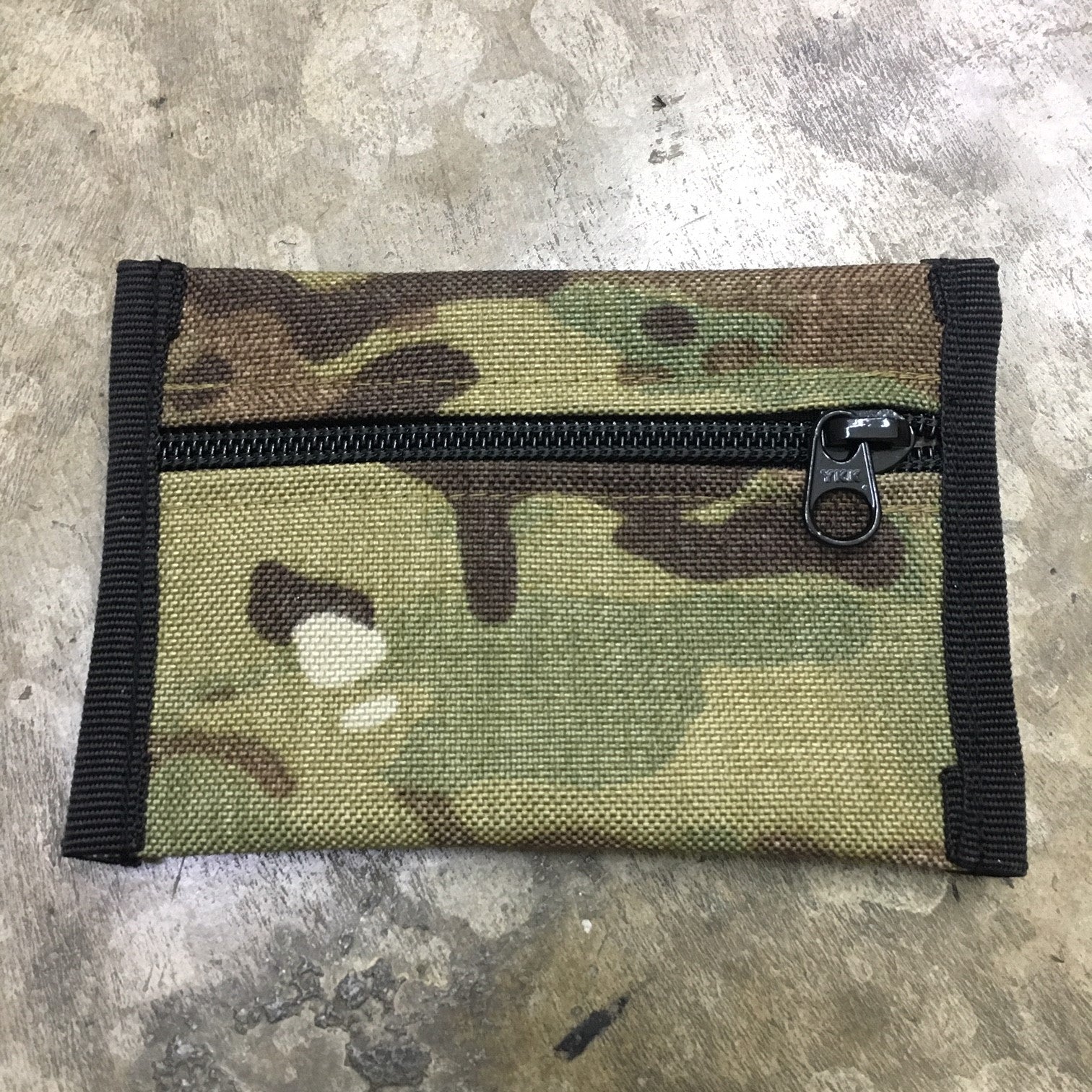 MIL SPEC CARD CASE WITH LOOP SIDE VELCRO - (MULTICAM)