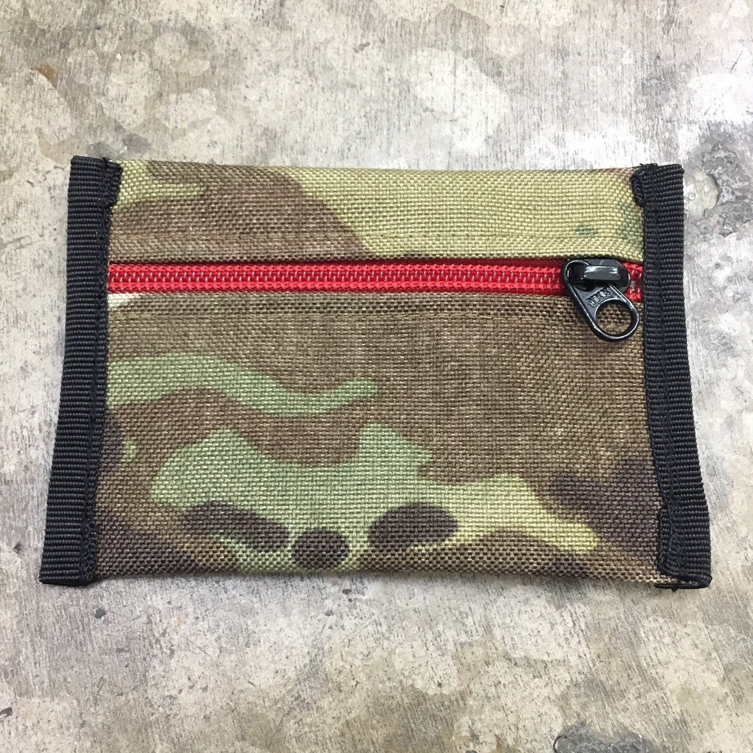 MIL SPEC CARD CASE WITH LOOP SIDE VELCRO - (MULTICAM)