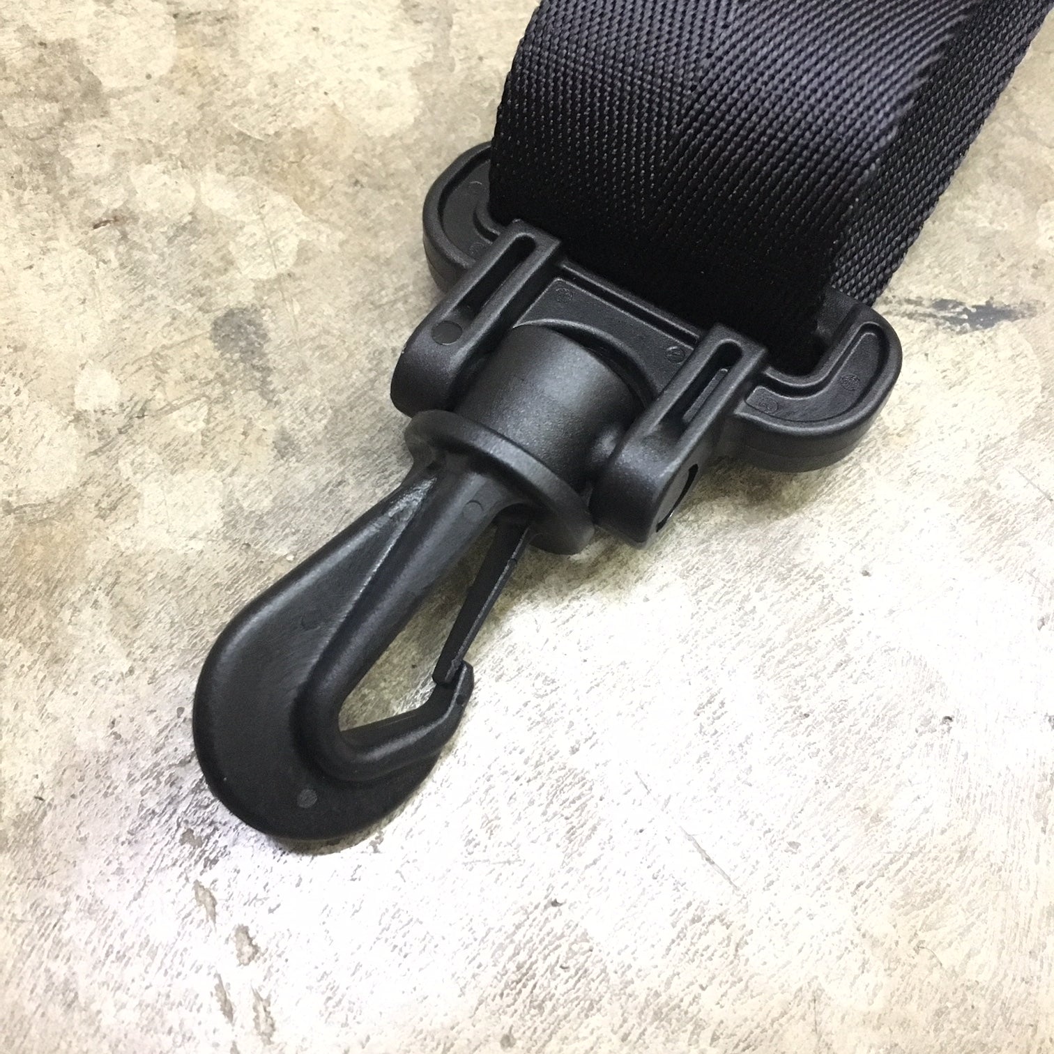 MIL-SPEC PADDED SHOULDER STRAP USING YKK SWIVEL HOOKS - STEEL GRAY
