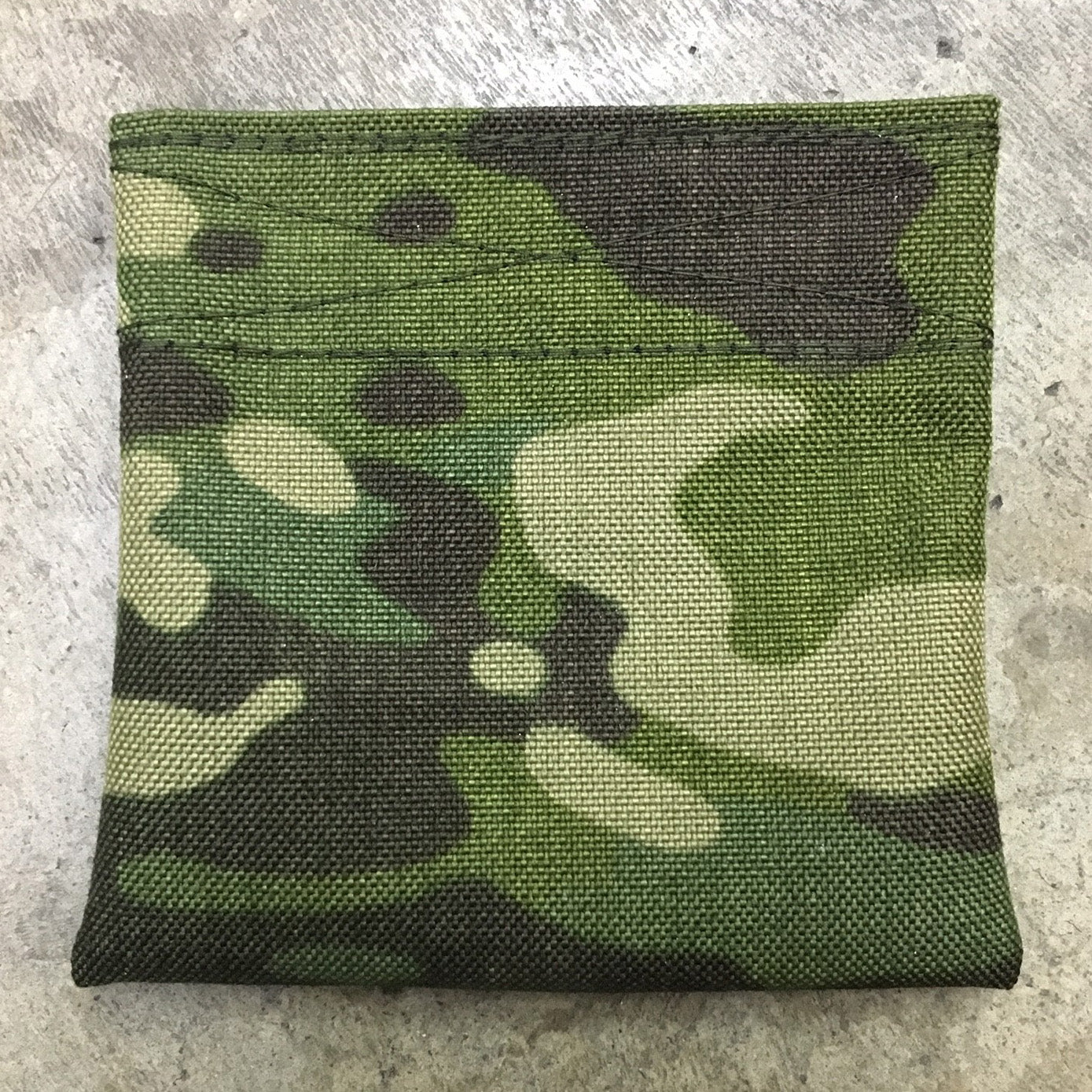 MIL-SPEC COIN PURSE - CHILD SAFE VELCRO (MULTICAM TROPIC)