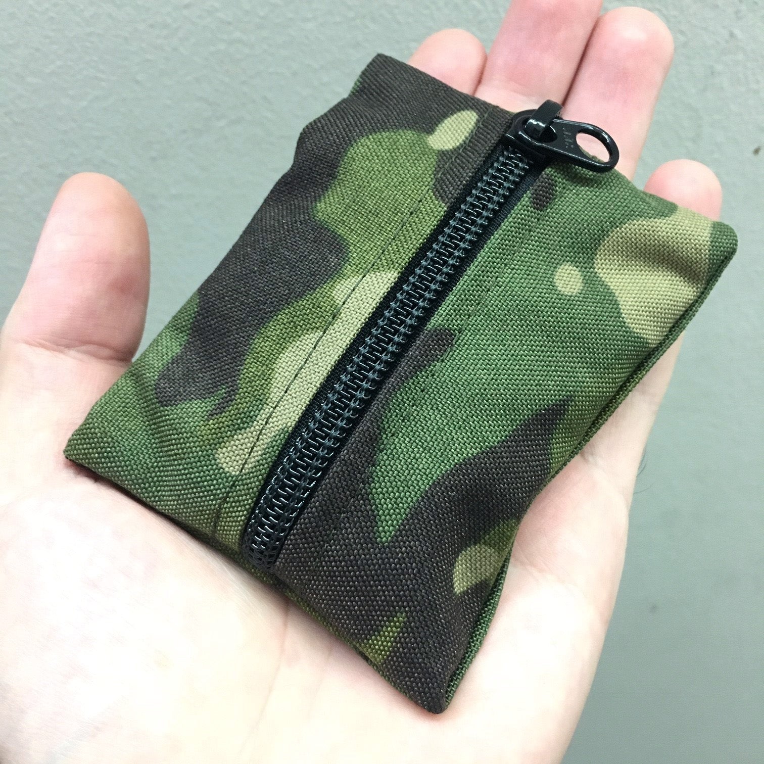 MIL-SPEC KEY WALLET WITH CARD POCKET - 500 DENIER CORDURA (MULTICAM TROPIC)