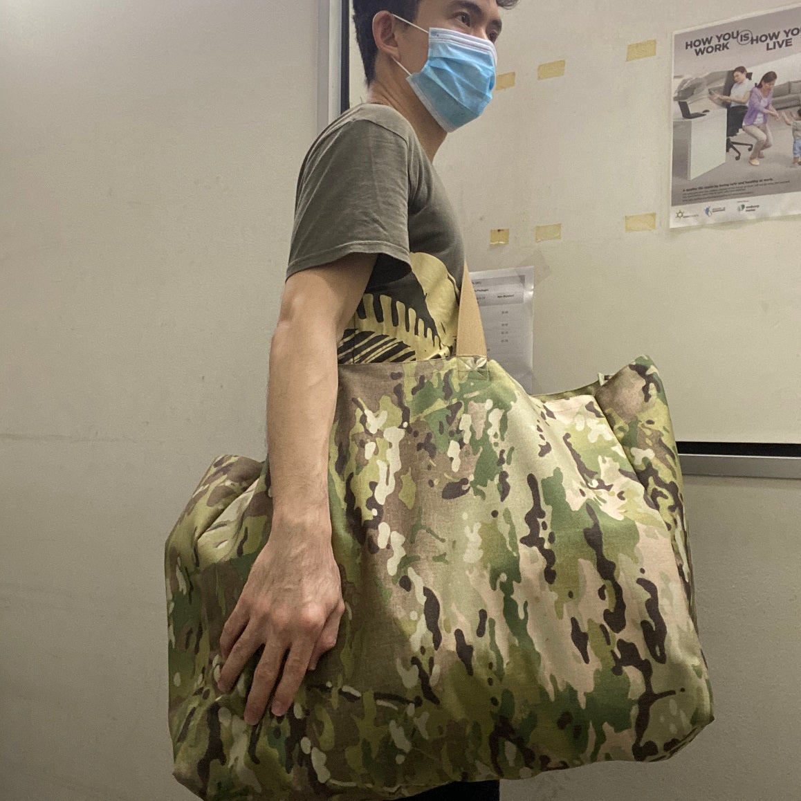 MIL-SPEC BIG BIG TOTE BAG - 1000 DENIER CORDURA (TRUE TIMBER HTC SPRING)