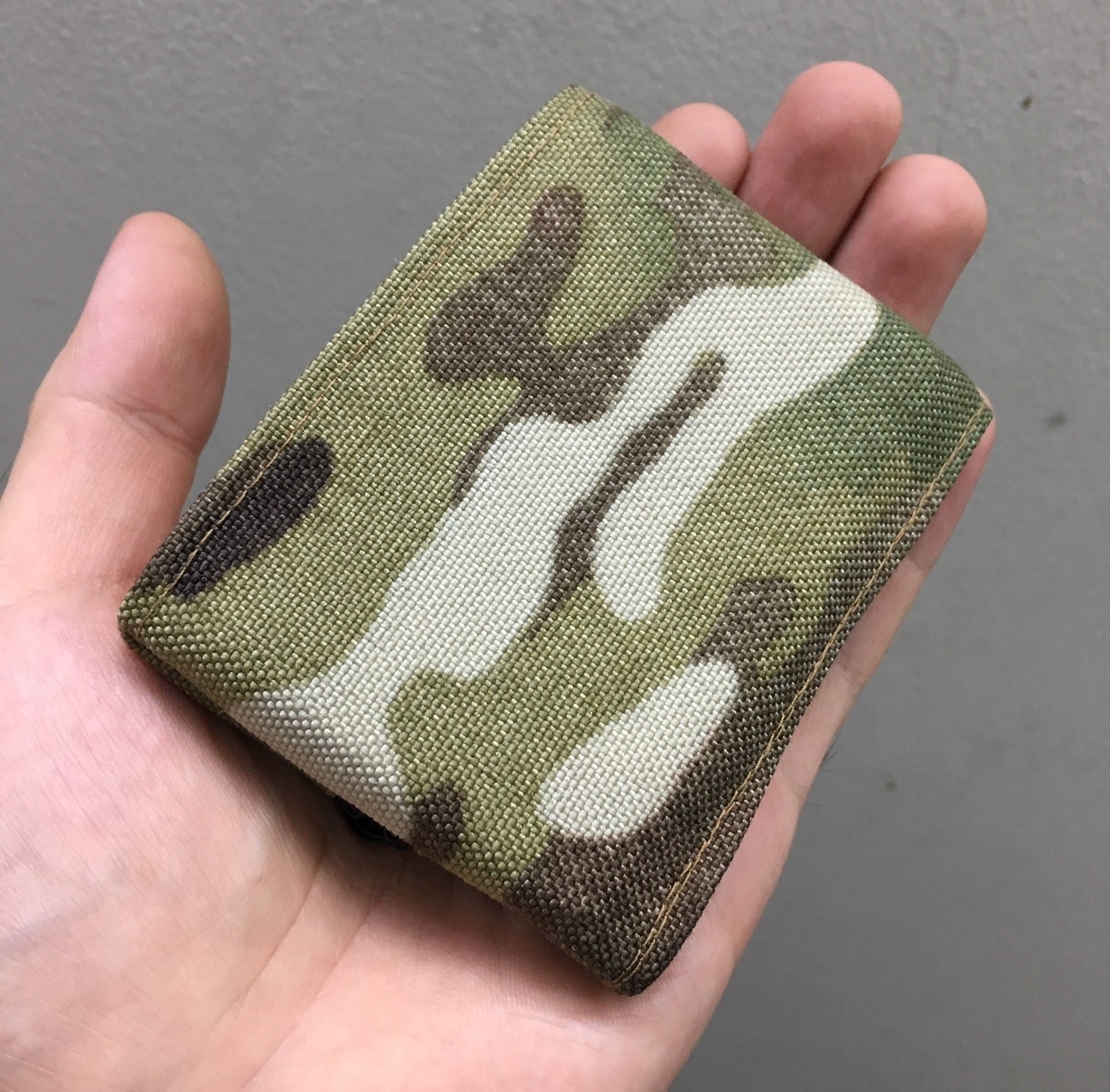 MIL-SPEC KEY WALLET WITH CARD POCKET - 1000 DENIER NYLON (AUSTRALIAN CAMO)