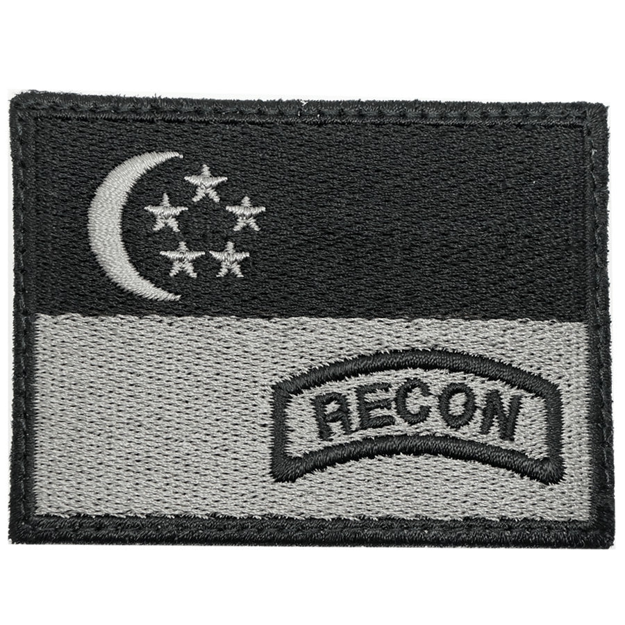 SINGAPORE FLAG WITH RECON TAB - BLACK FOLIAGE