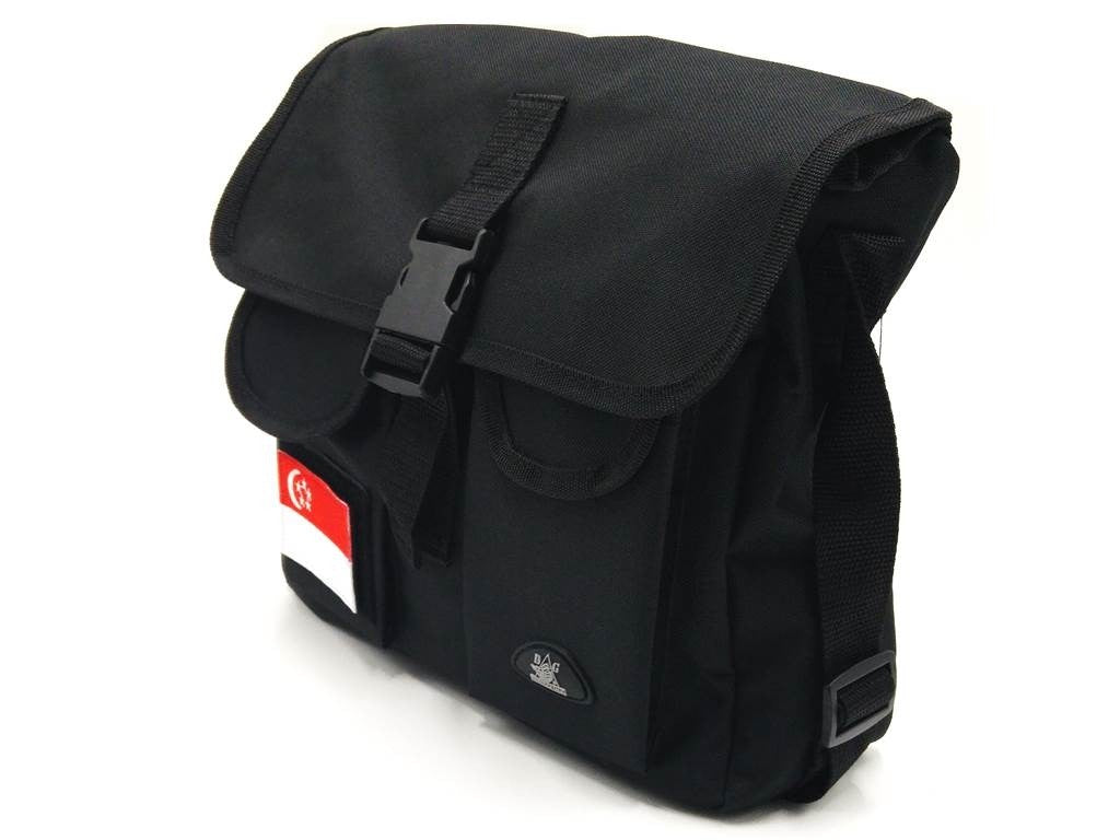 D&G SOLDIERTALK EXPLORER SLING BAG - BLACK