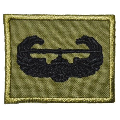 US AIR ASSAULT BADGE - OLIVE GREEN