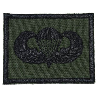 US PARACHUTIST BADGE - OD GREEN